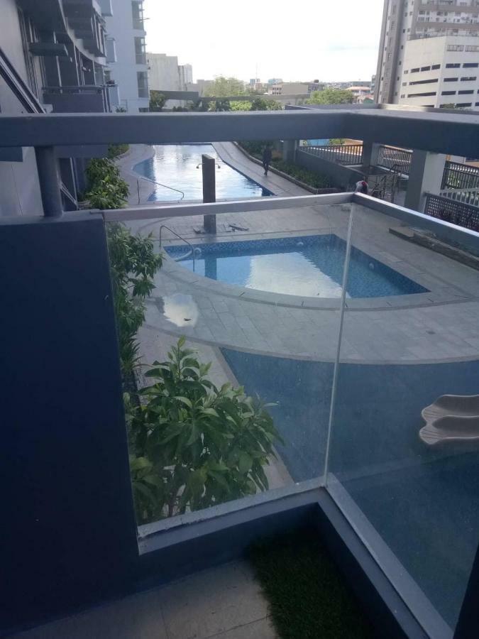 Cubao Manhattanheights Unit14K Tower D, Studio マニラ市 エクステリア 写真